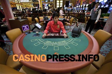 Why Are Casino Card Tables Green?